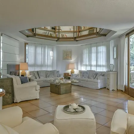 Dolcevita Villa