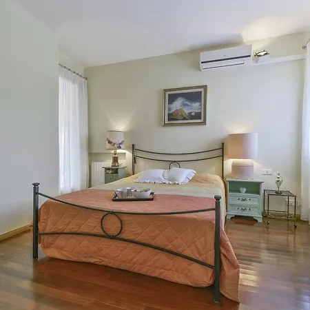 Dolcevita Villa *