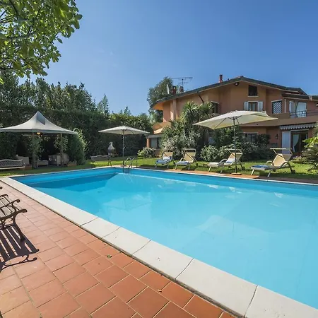 Dolcevita Villa Camaiore