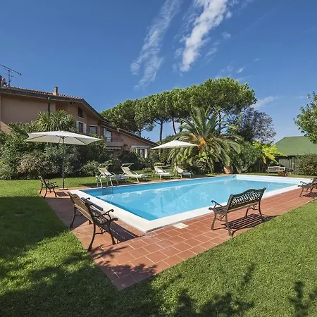 Dolcevita Villa